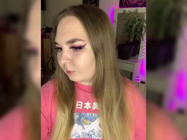 Greeenfriends6969 webcam