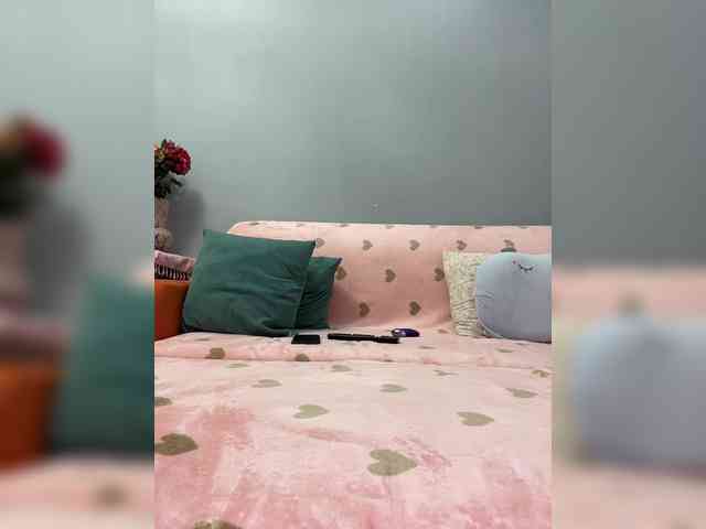 CuteKitty00 webcam