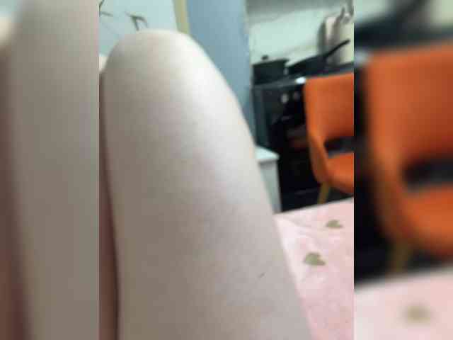 CuteKitty00 webcam