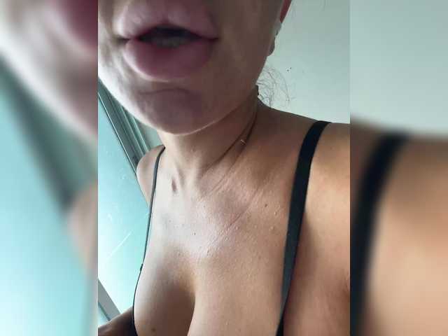 Entra en el chat con el modelo Black-Princess Black-Princess