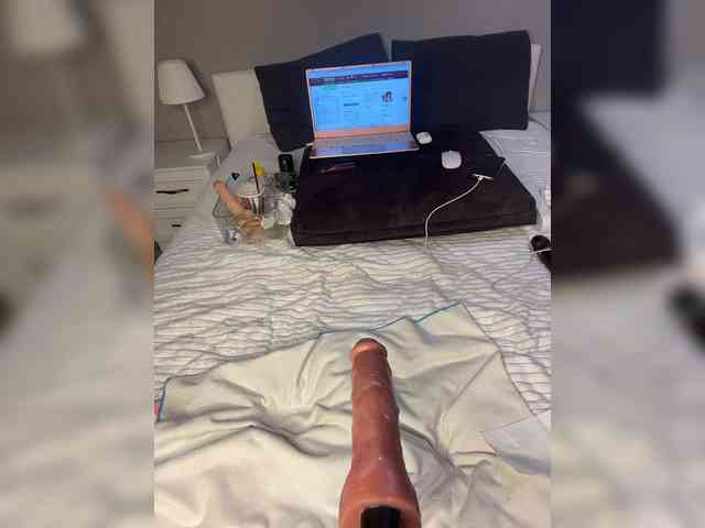 Black-Princess webcam