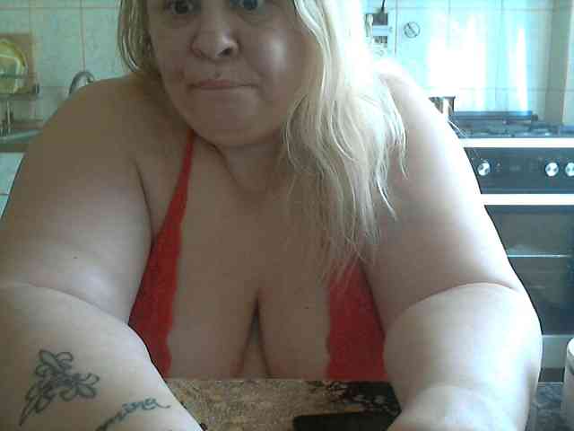 AriannaMilf webcam