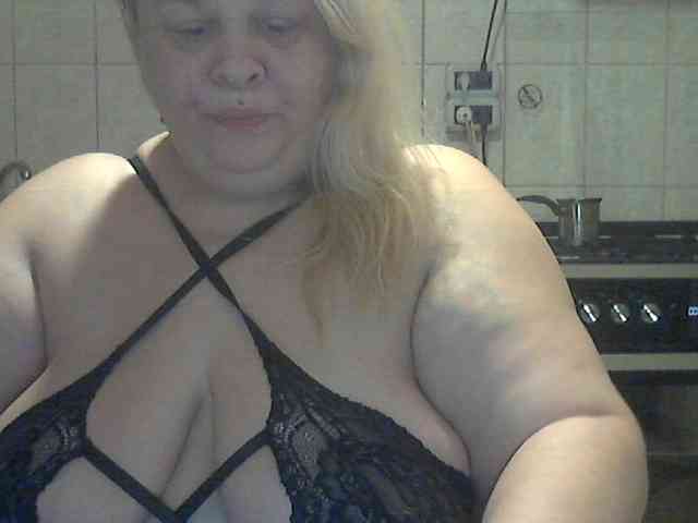 AriannaMilf webcam