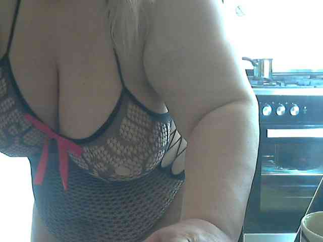 AriannaMilf webcam