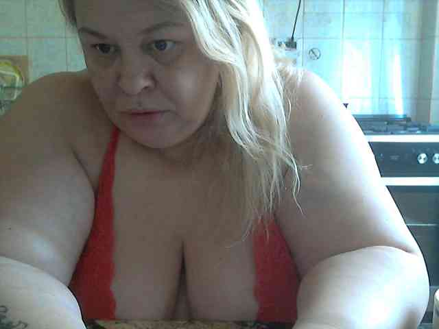 AriannaMilf webcam