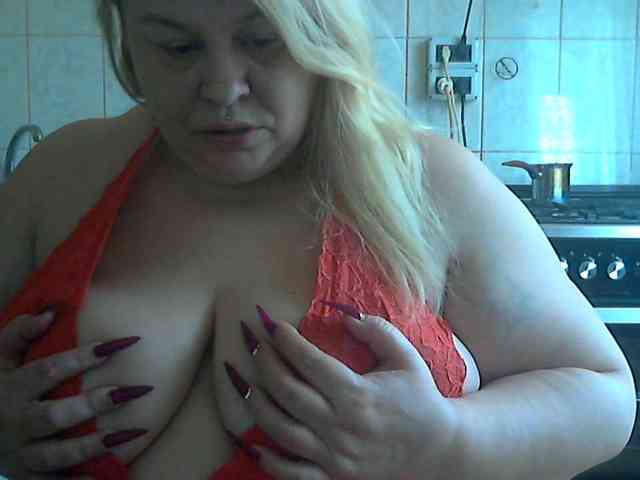 AriannaMilf webcam