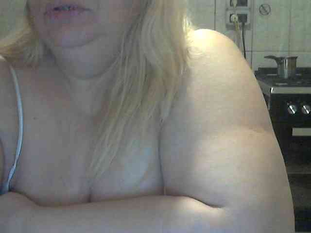 AriannaMilf webcam