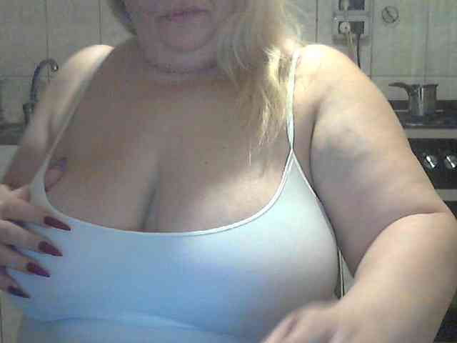 AriannaMilf webcam