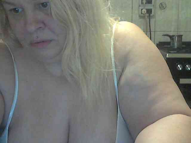 AriannaMilf webcam