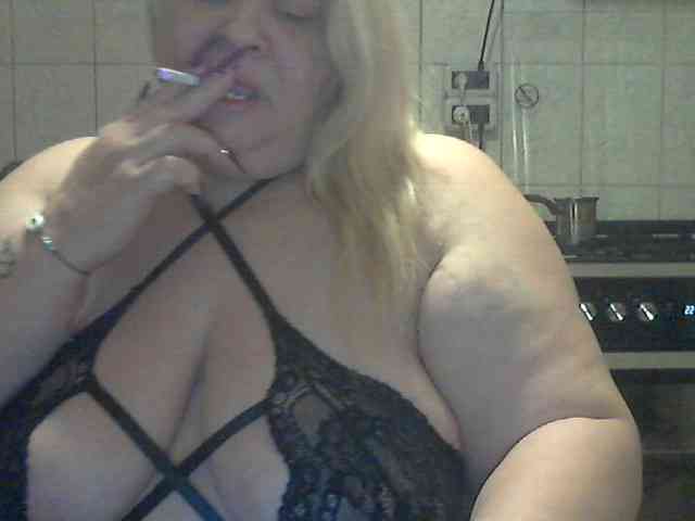 AriannaMilf webcam