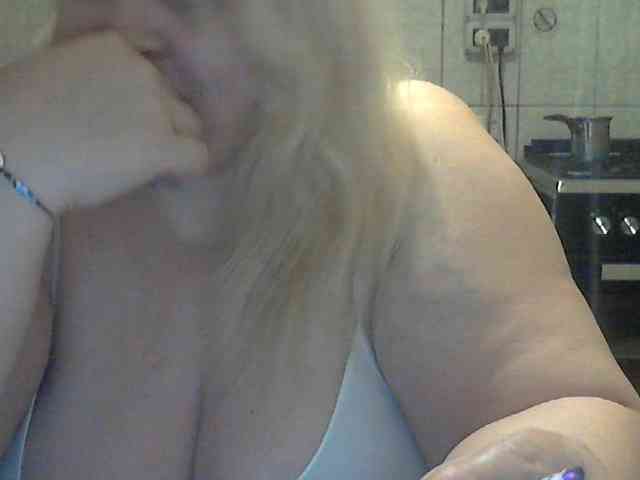 AriannaMilf webcam