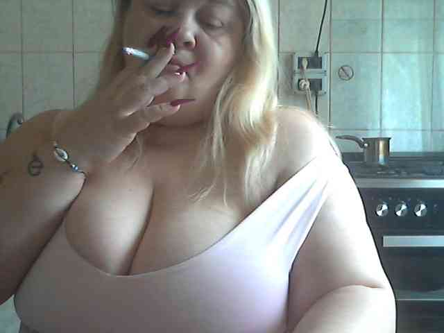 AriannaMilf webcam