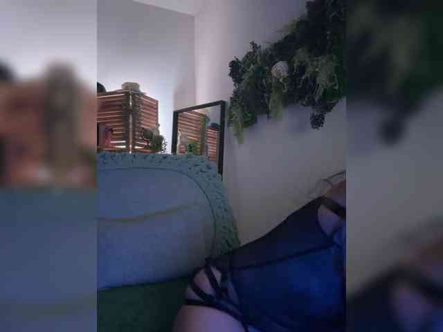 PreeminentJess webcam