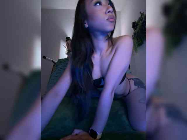 PreeminentJess webcam