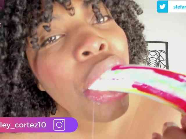 ashley_crotez webcam