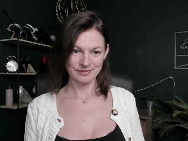mrsVivian webcam