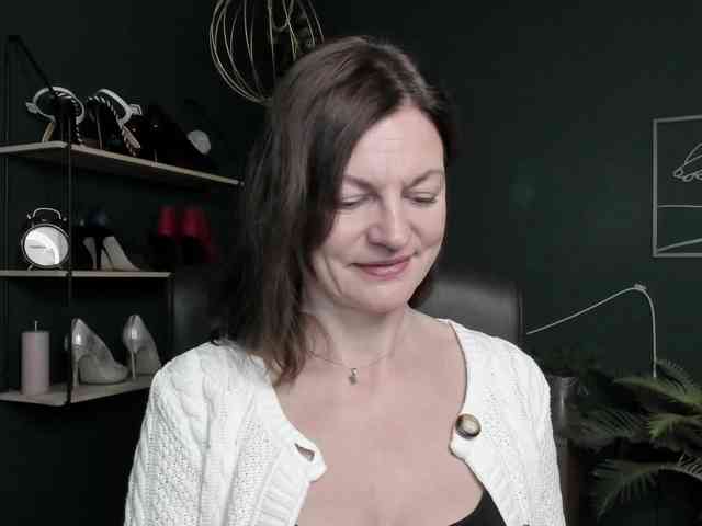mrsVivian webcam