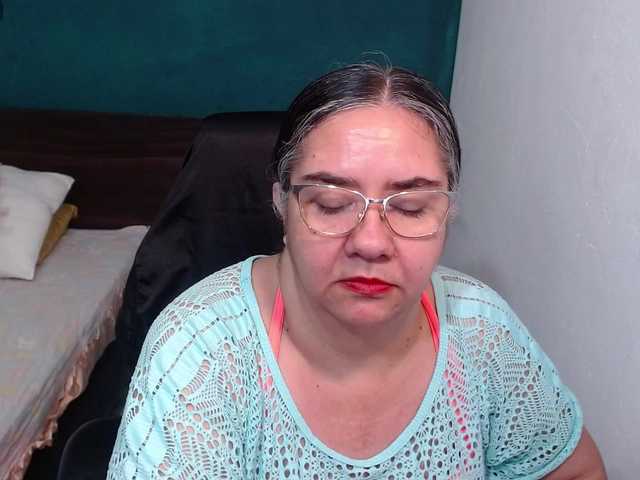 scarlett-dubois webcam