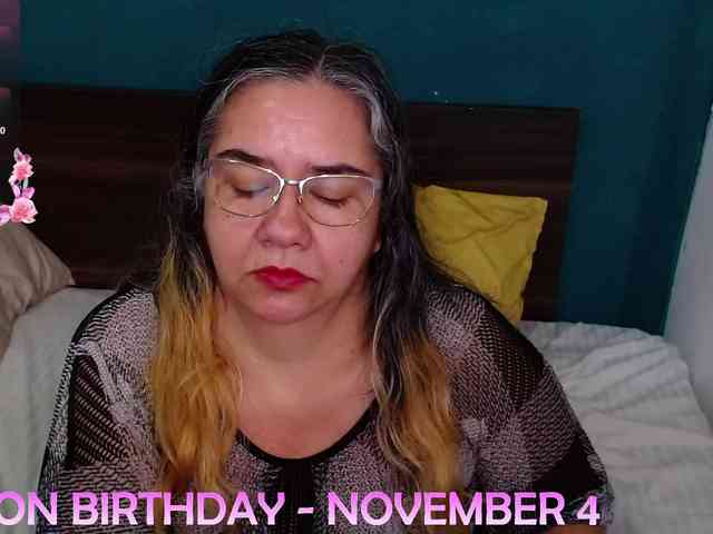 scarlett-dubois webcam