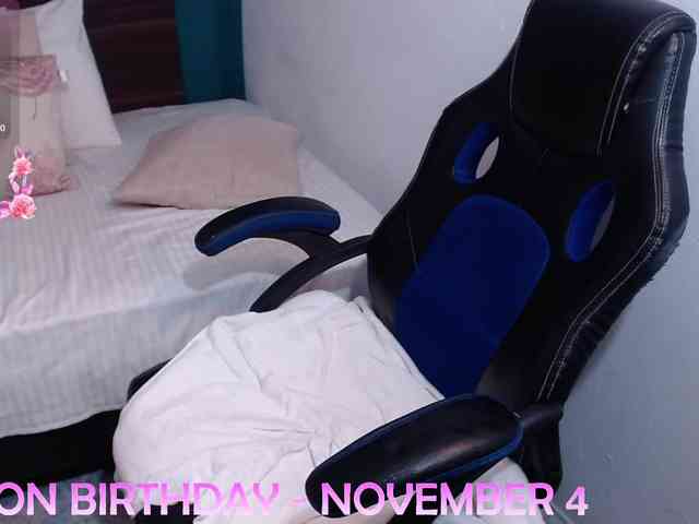 scarlett-dubois webcam