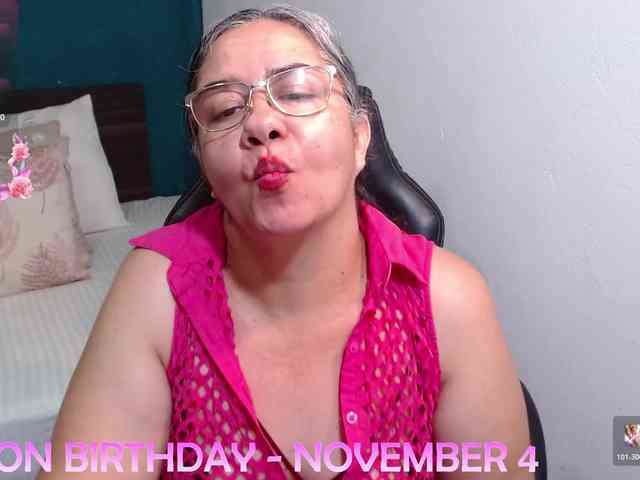 scarlett-dubois webcam