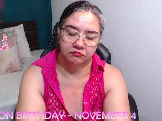 scarlett-dubois webcam