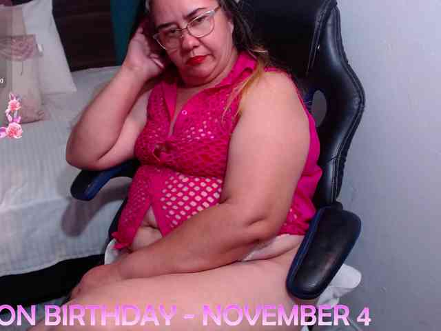 scarlett-dubois webcam