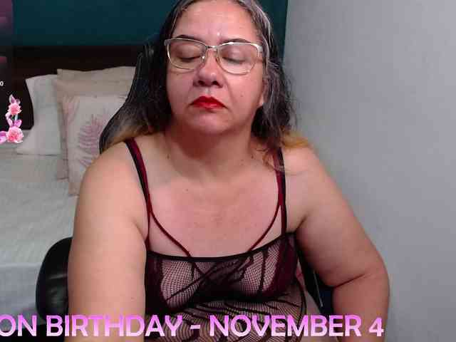 scarlett-dubois webcam