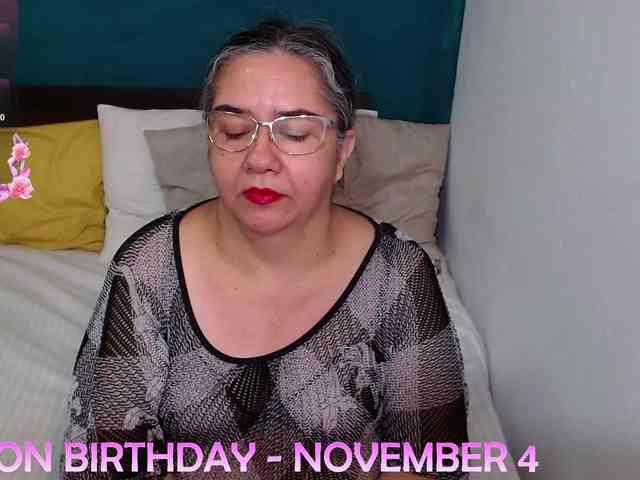 scarlett-dubois webcam
