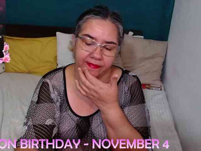 scarlett-dubois webcam