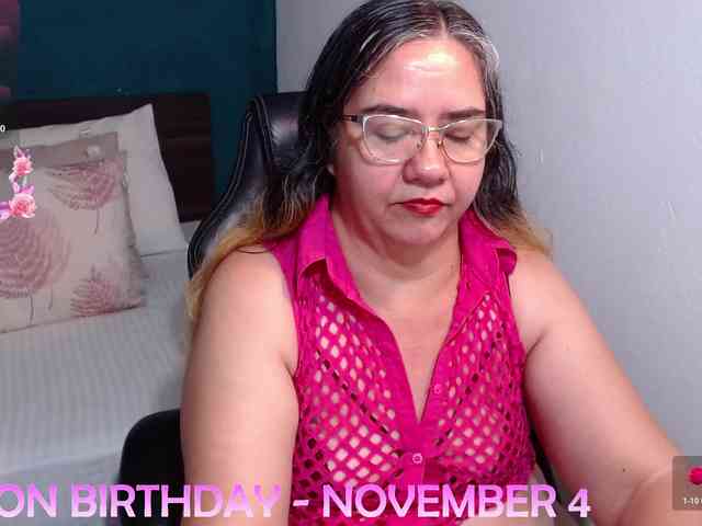 scarlett-dubois webcam