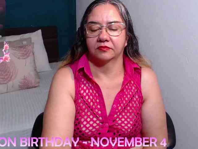 scarlett-dubois webcam