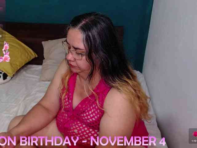 scarlett-dubois webcam