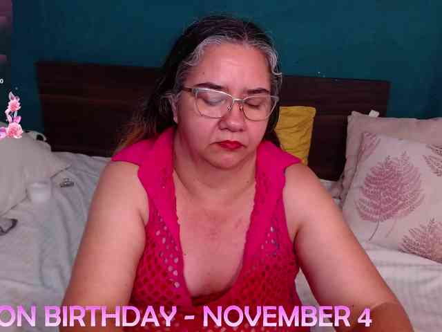 scarlett-dubois webcam