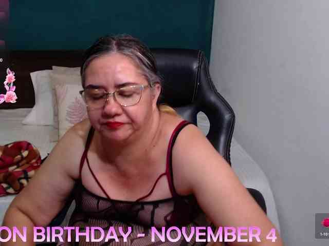 scarlett-dubois webcam