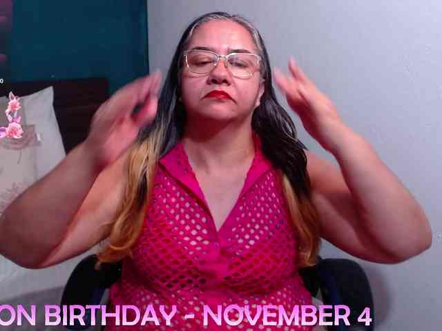 scarlett-dubois webcam