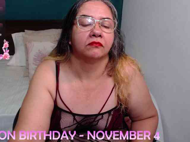 scarlett-dubois webcam