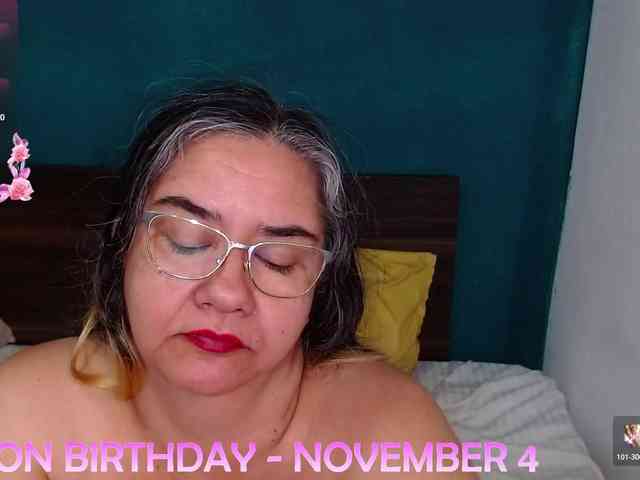 scarlett-dubois webcam