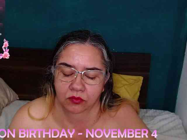 scarlett-dubois webcam