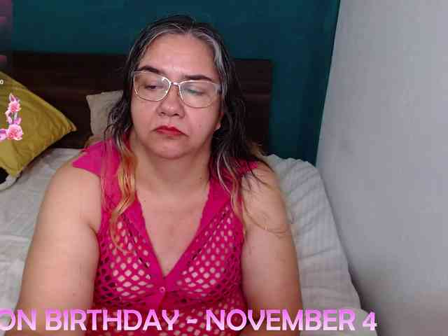 scarlett-dubois webcam