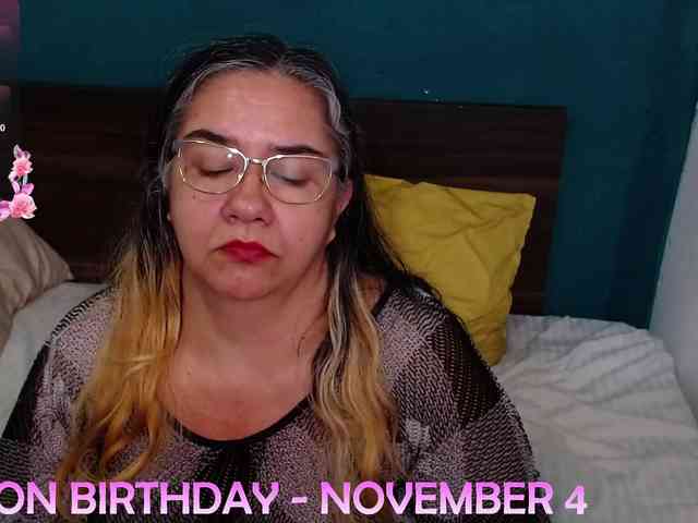 scarlett-dubois webcam