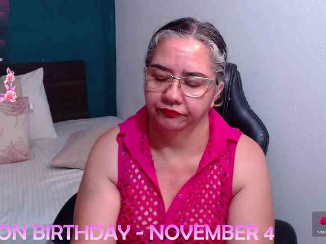 scarlett-dubois webcam