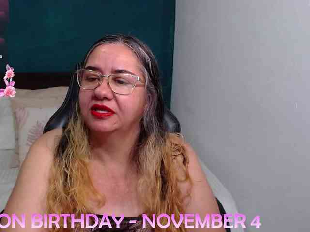 scarlett-dubois webcam