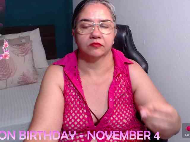 scarlett-dubois webcam