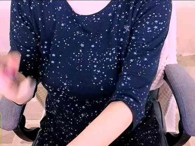 Audreyy webcam