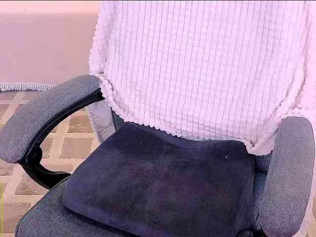 Audreyy webcam