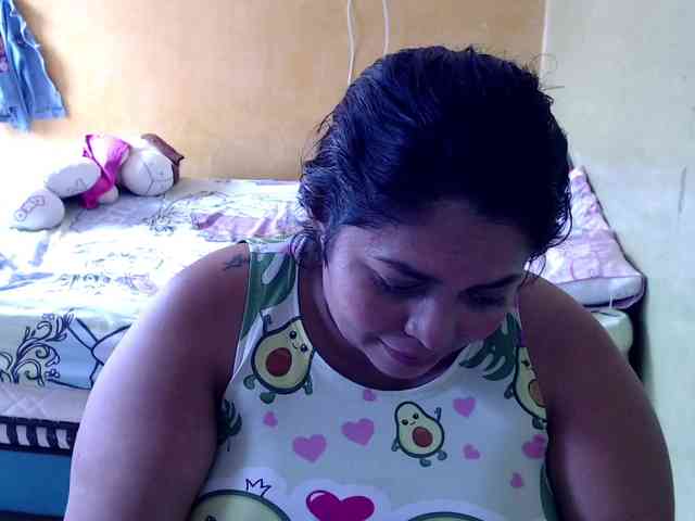 mia-naughty webcam
