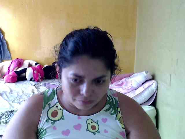 mia-naughty webcam