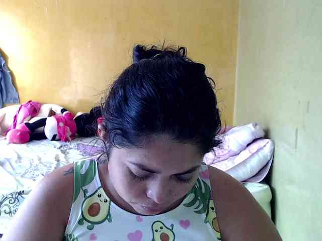 mia-naughty webcam
