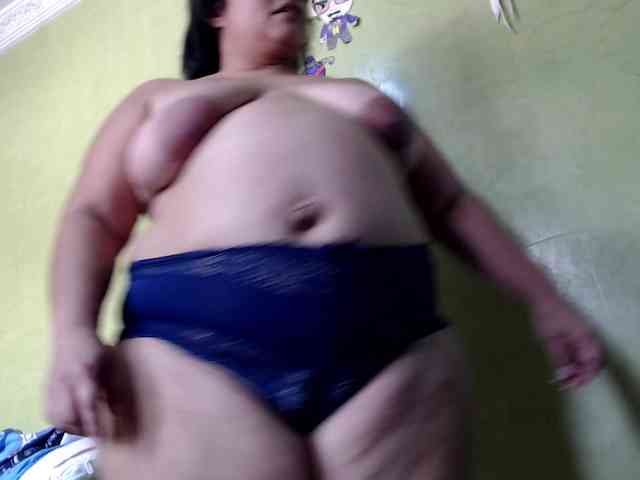 mia-naughty webcam